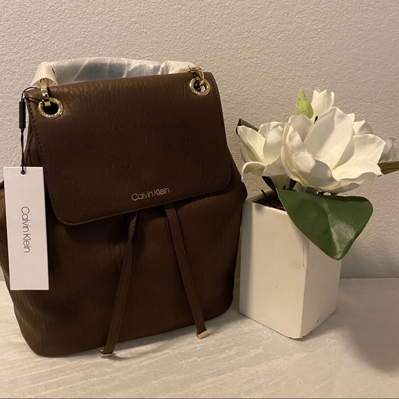 Calvin Klein Handbags - Calvin Klein Sonoma Novelty Backpack